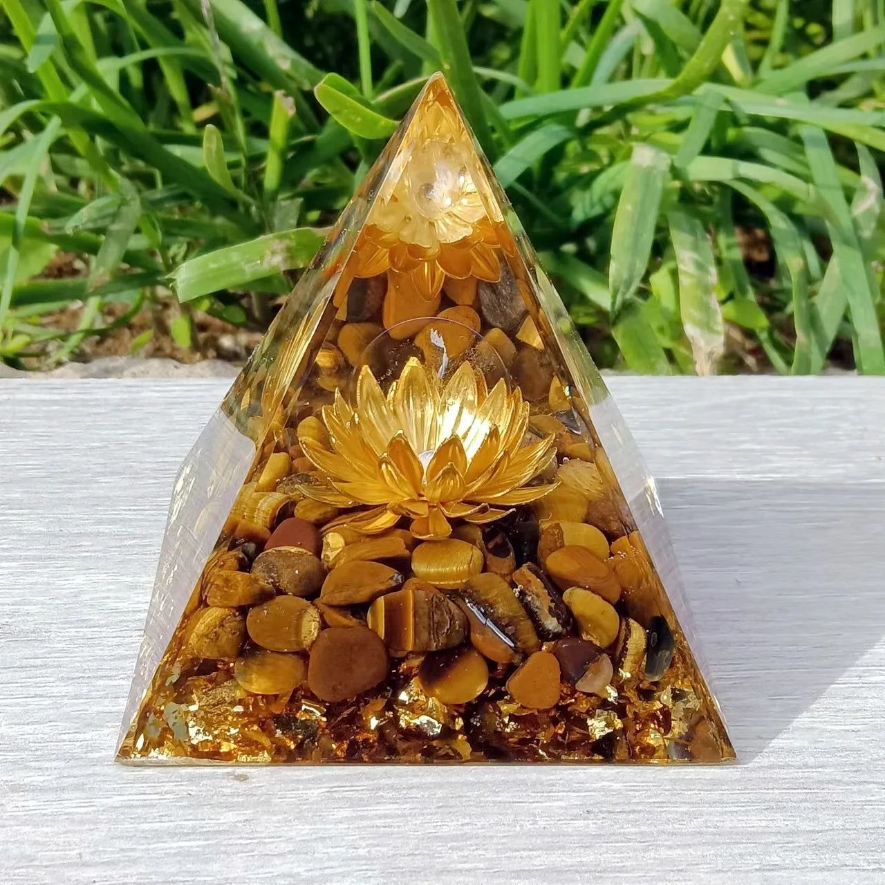 SHINYMO Orgone Pyramid Flower of Life Money Healing Crystals Positive Energy Tiger Eye Stone Luck Wealth Prosperity Attracts Success 6cm