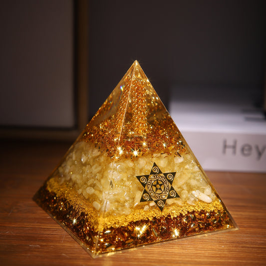 SHINYMO Fashion design resin Colorful crystal pyramid Decoration Crystal Figurines Miniature Home Decor Gifts