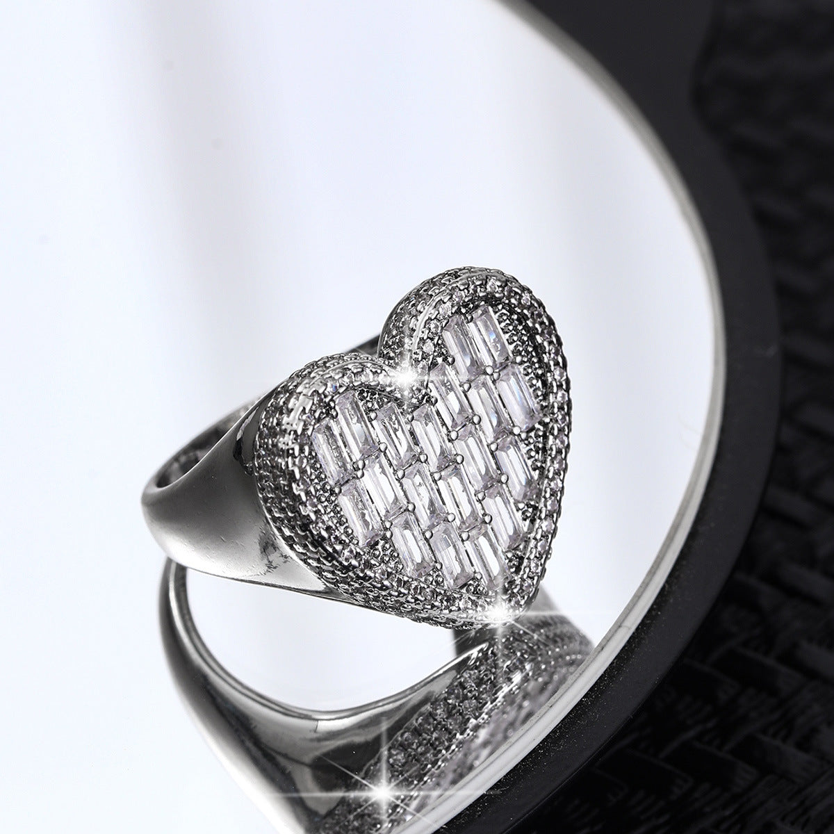 Heart design micro-inlaid zircon Hip Hop Ring