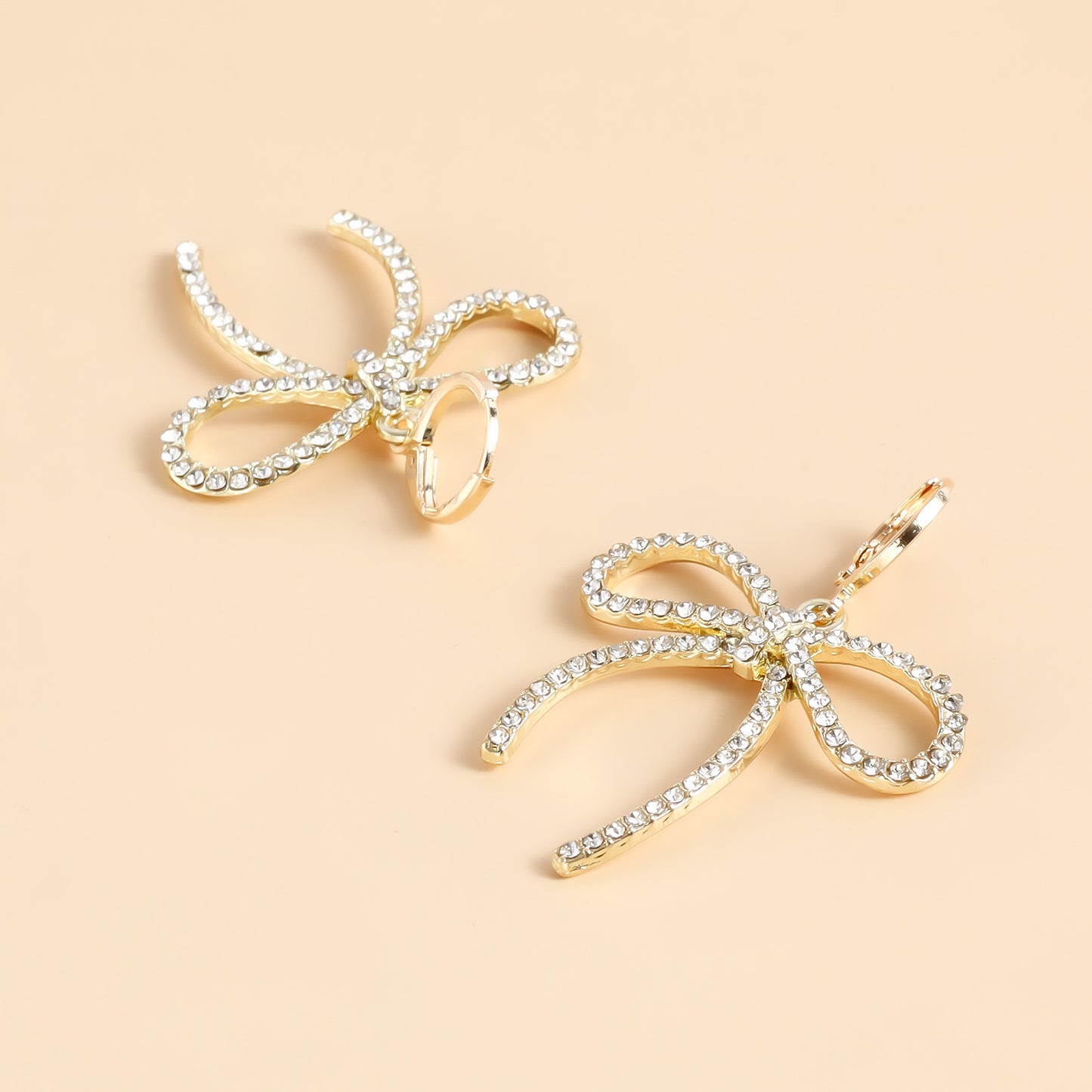 One pair Simple & Fashionable Earings Sweet Design For Women'S Daily Wear