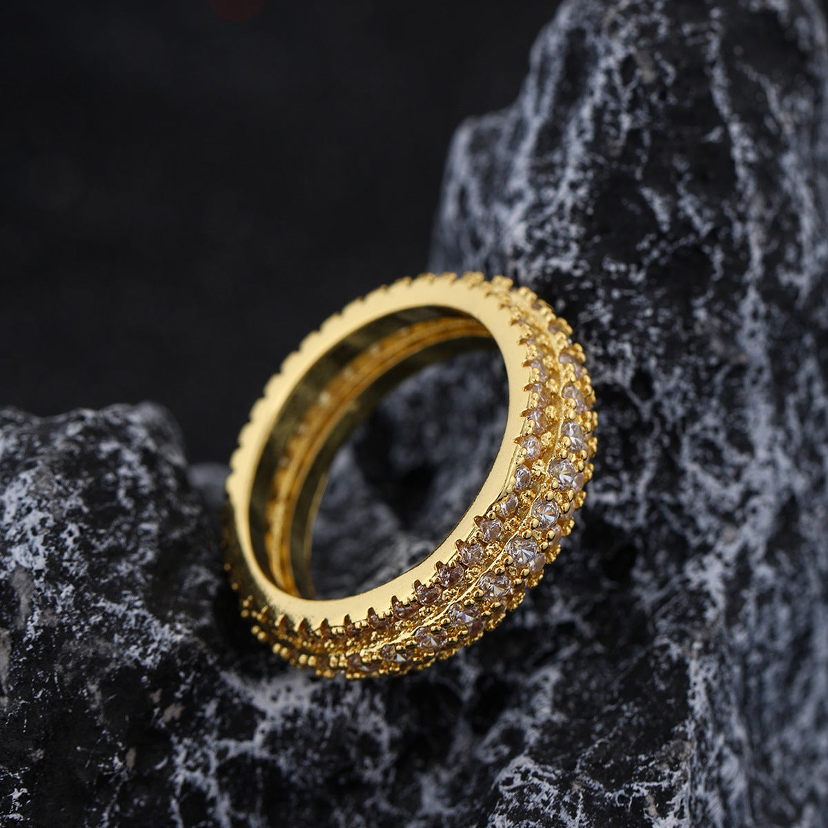 Luxury Diamond Ring for men and women